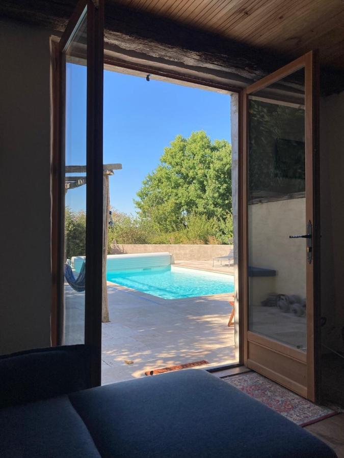 Rustic Cottage With Stunning Swimming Pool Saint-Front  Exteriér fotografie