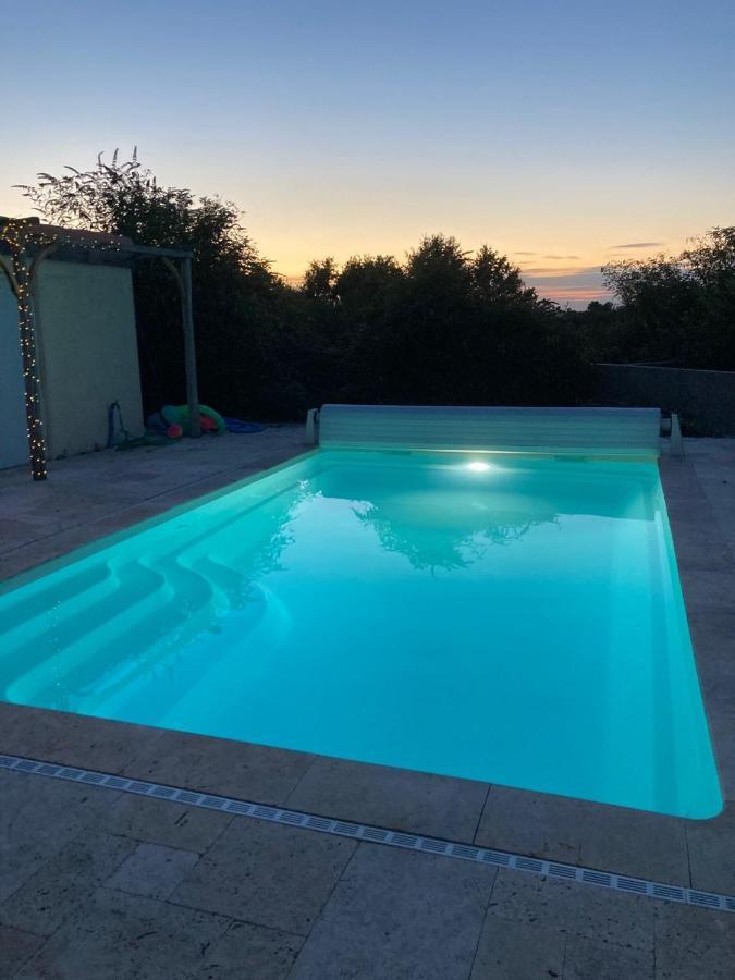 Rustic Cottage With Stunning Swimming Pool Saint-Front  Exteriér fotografie